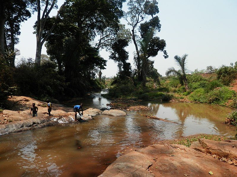 File:Likangala river.jpg