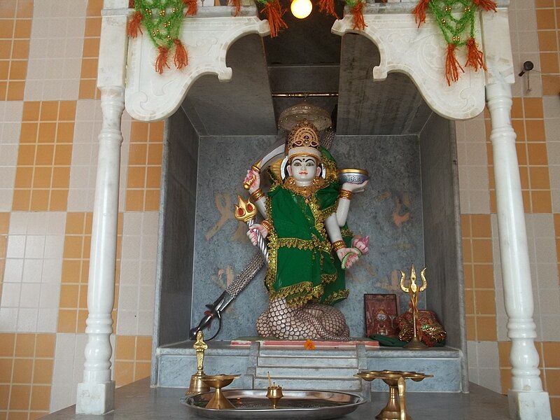 File:Maa Nagneshwari Khakhrechi.JPG