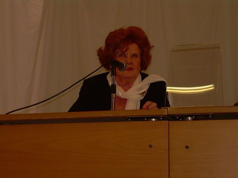 File:Maija karhi.jpg