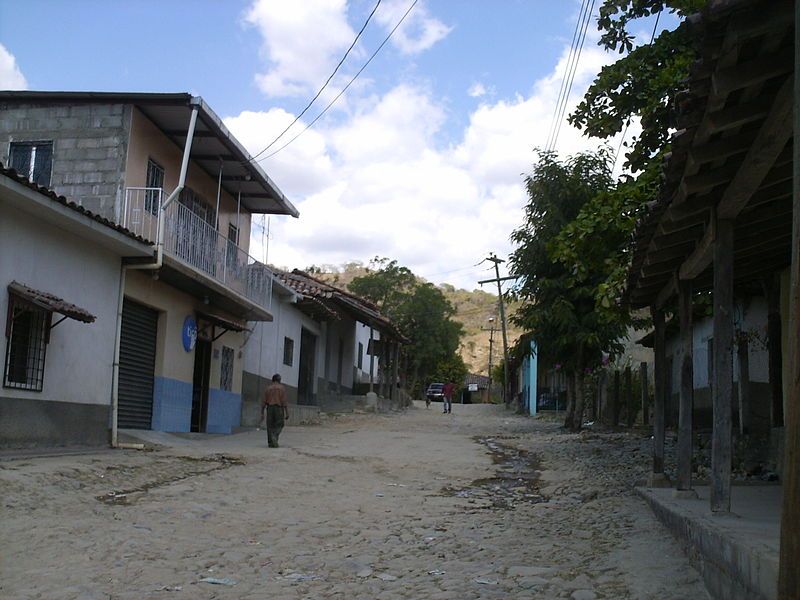 File:Mapulaca,Lempira.JPG