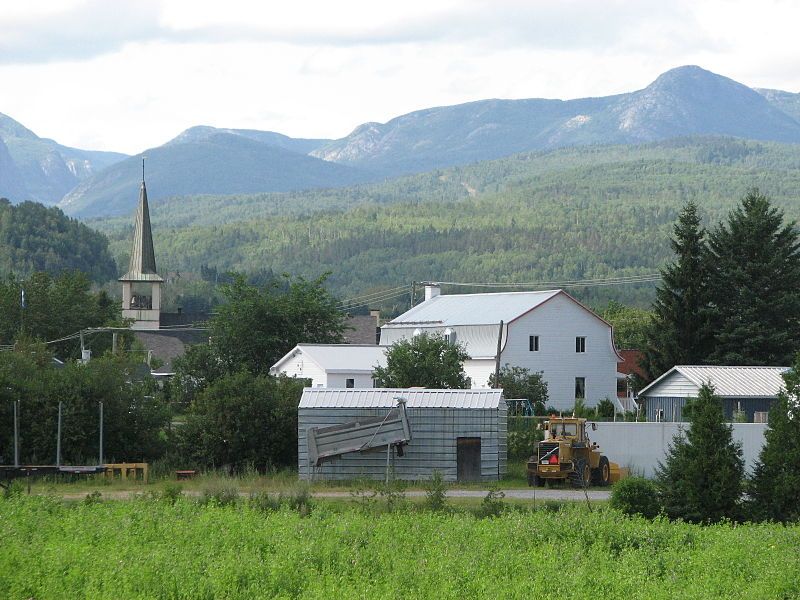 File:Saint-Urbain Quebec.JPG