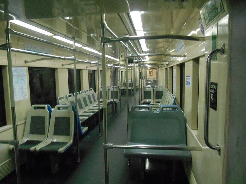 File:CPTM série 2100.jpg