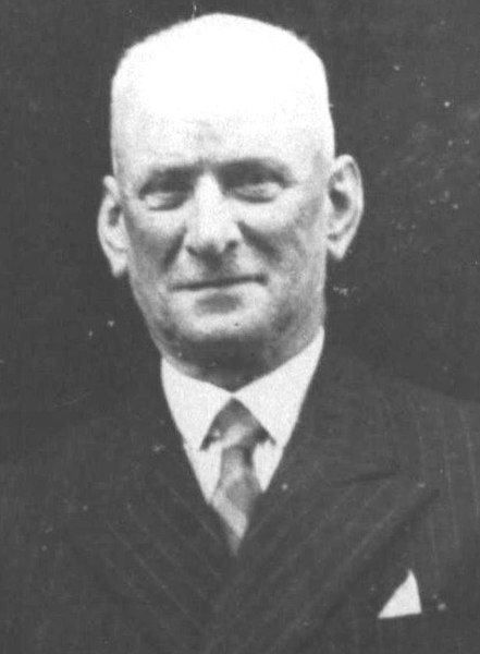 File:Donald Cameron, 1944.jpg