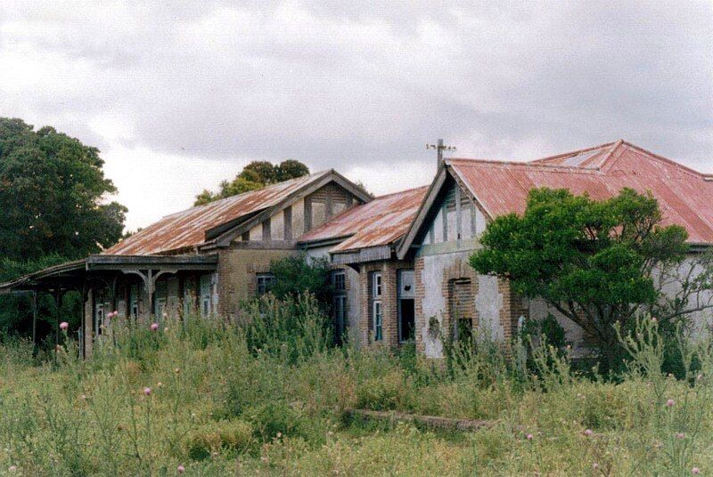 File:Estacion juancho abandonada.jpg