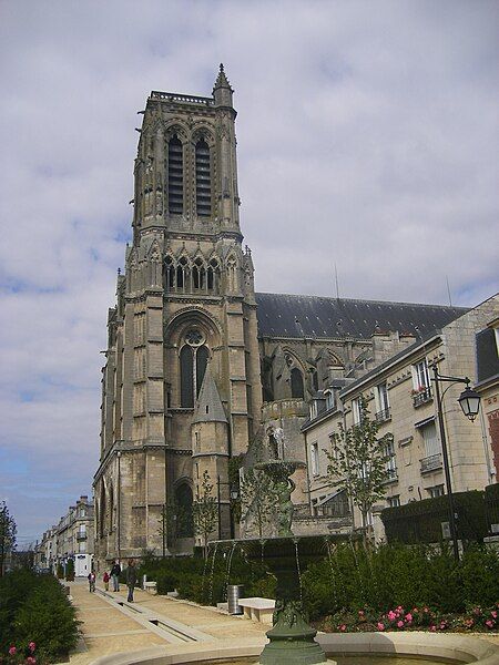 File:FR-02-Soissons17.JPG