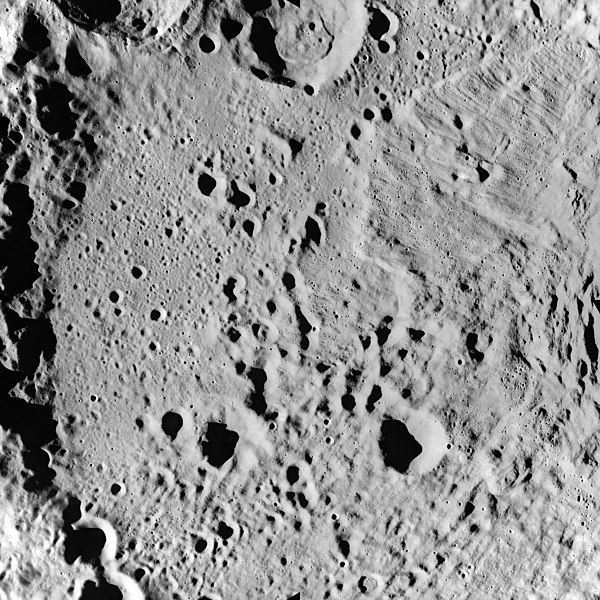 File:Fermi crater AS17-M-2803.jpg