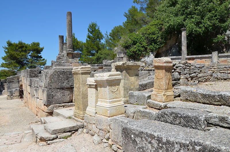 File:Glanum (14615779670).jpg