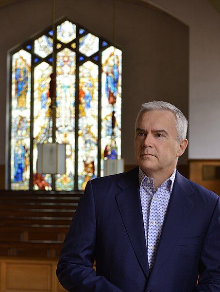 File:Huw Edwards (44454323660).jpg