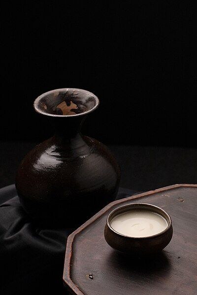 File:Makgeolli 01.jpg