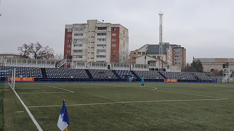 File:Metalul Buzau Stadium.jpg