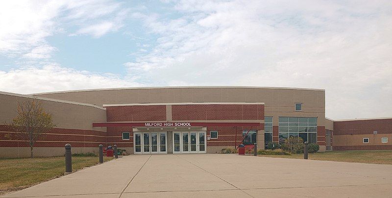 File:Milford HS.jpg