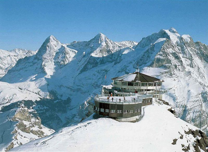 File:Schilthorn Gipfelstation.jpg