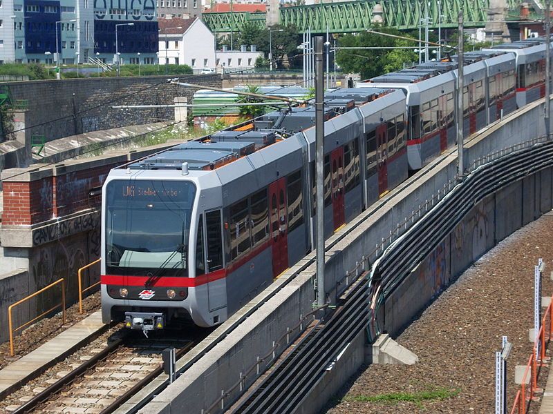 File:U-Bahn Wien T1.JPG