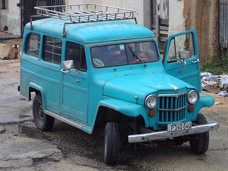 File:Willys-jeep-station-wagon.jpg