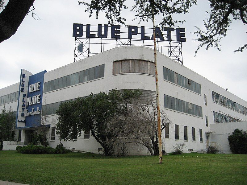 File:BluePlateBroadmoorMay07B.jpg