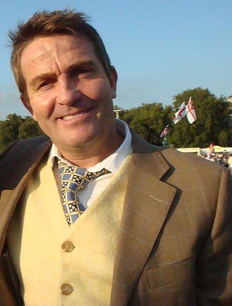 File:BradleyWalsh.JPG