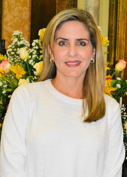 File:Doménica Tabacchi cropped.jpg