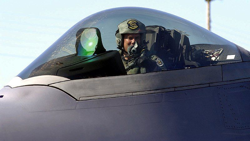 File:F-22 cockpit close-up.jpg