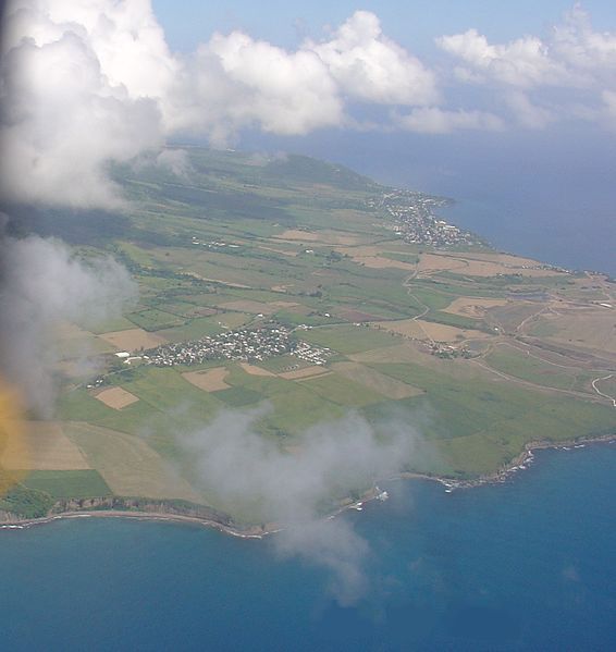 File:Flyingoverstkitts.jpg