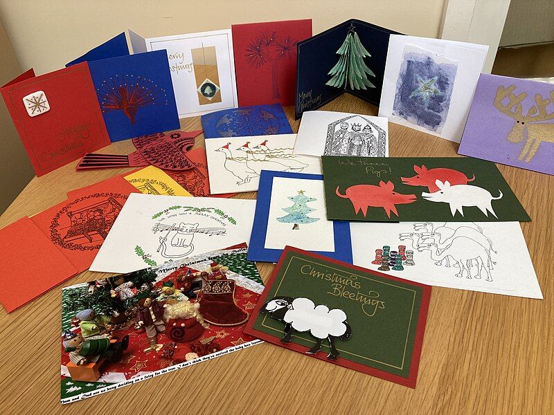 File:Homemade christmas cards.jpg