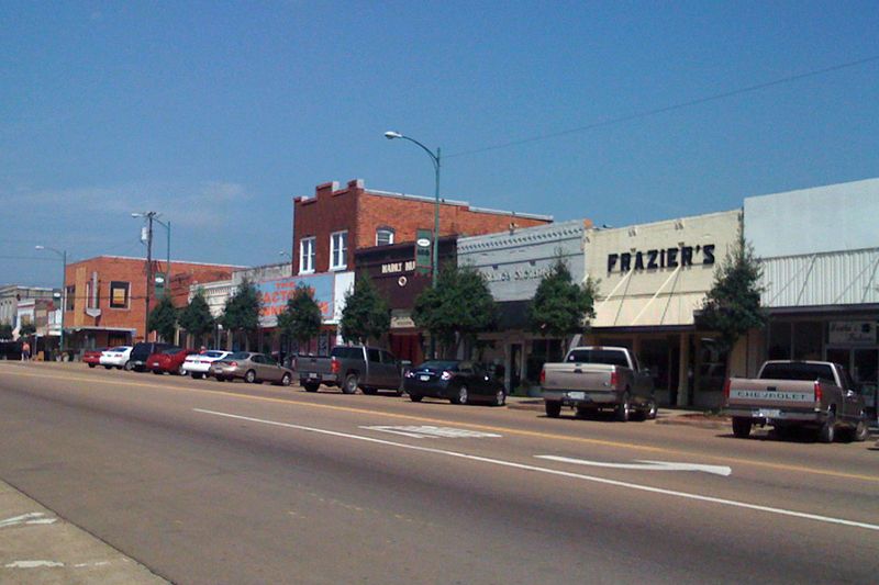 File:Louisville mississippi.jpg