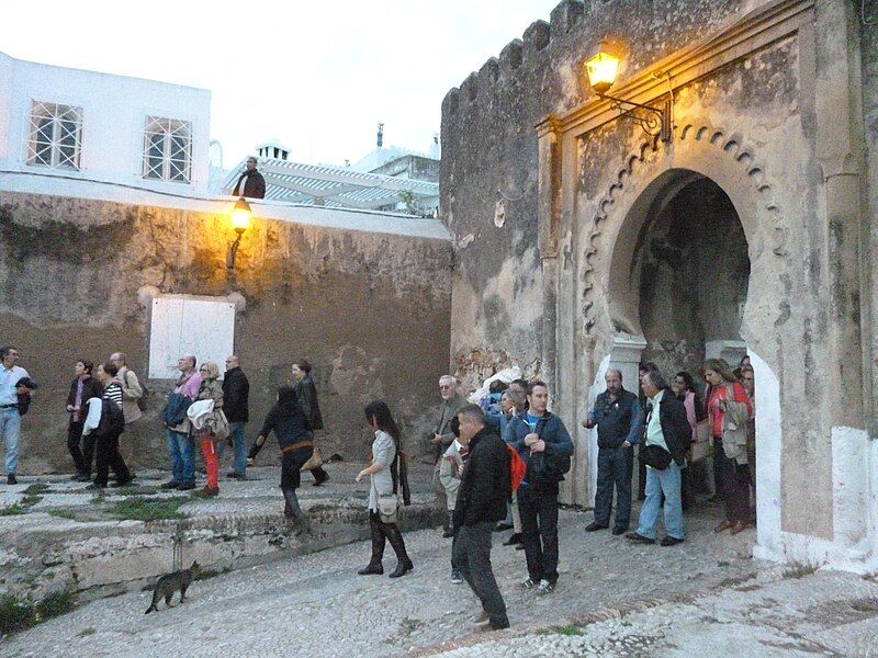 File:Medina de Tánger.jpg