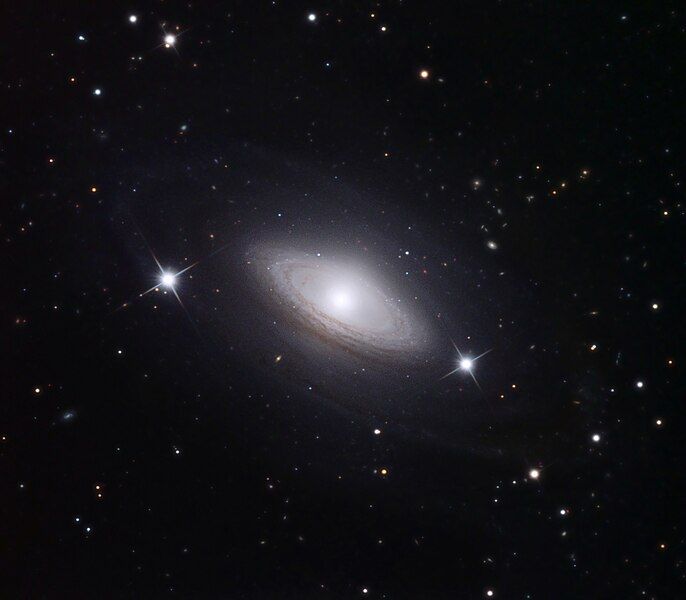 File:NGC 4698.jpg