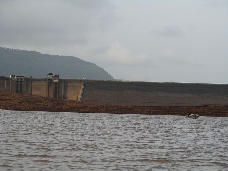 File:Panshet Dam.JPG