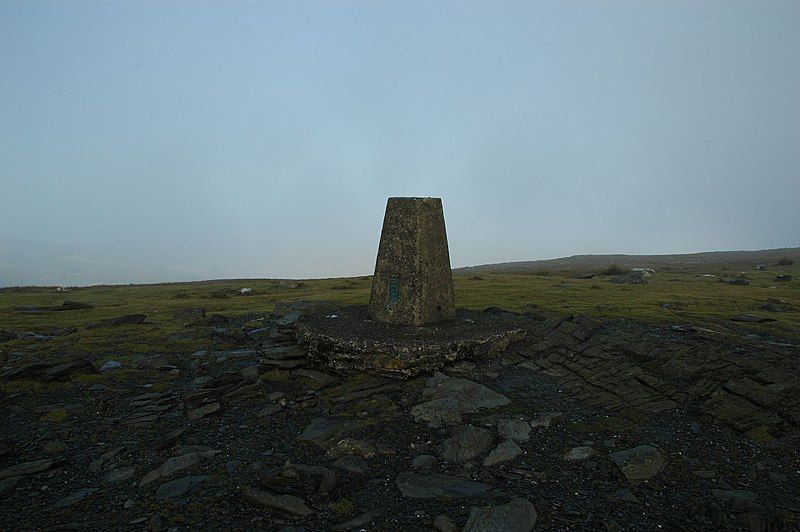 File:Snaefell summit.jpg