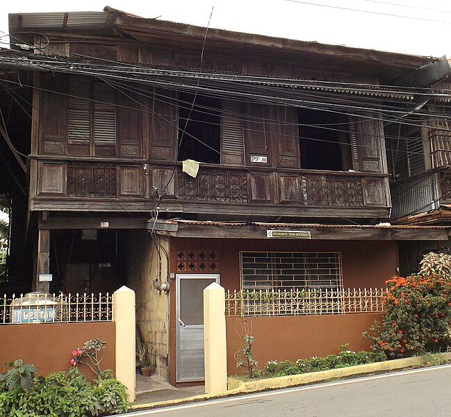 File:Abrihan Family House.jpg