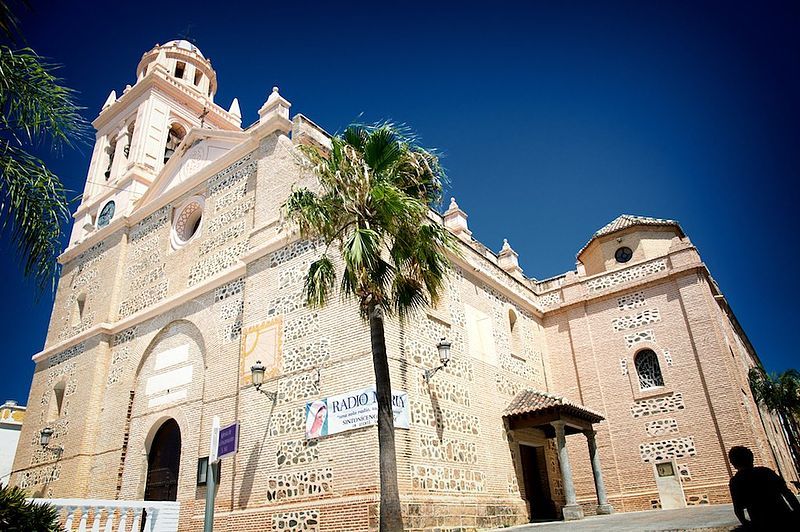 File:Almuneca church.jpg