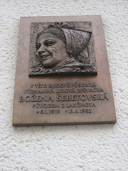 File:Brno, Božena Šebetovská.jpg