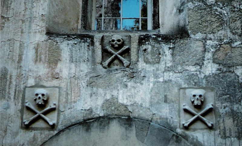 File:Cemetery Entrance.jpg