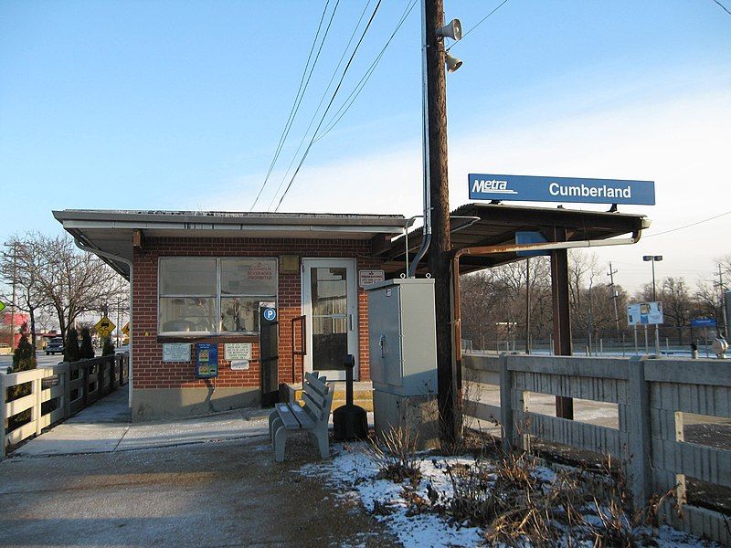 File:Cumberland Metra Station.jpg