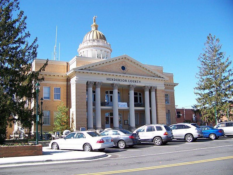 File:Henderson County Courthouse.jpg