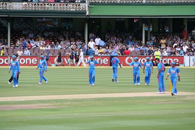 File:Indian cricket team.jpg