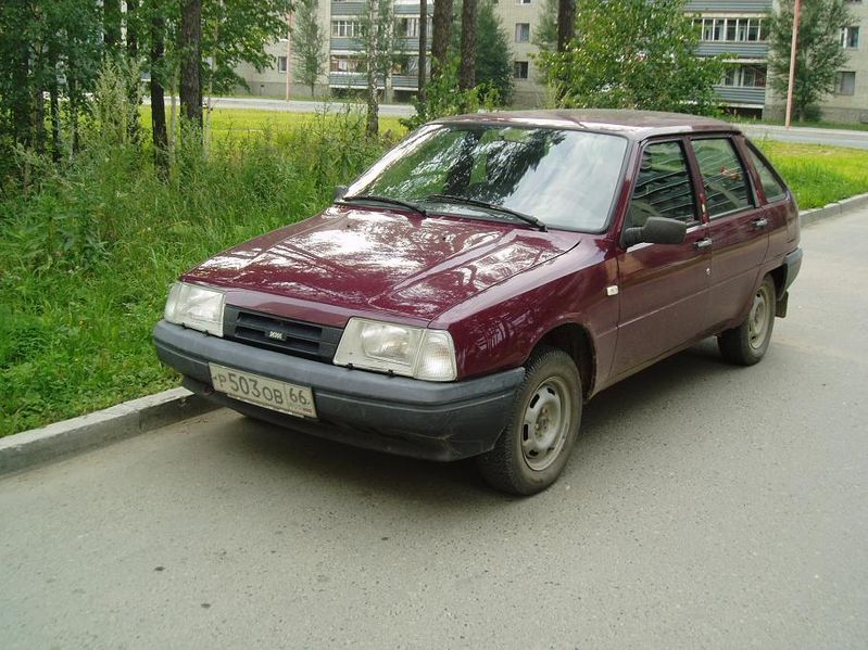 File:Izj car.jpg