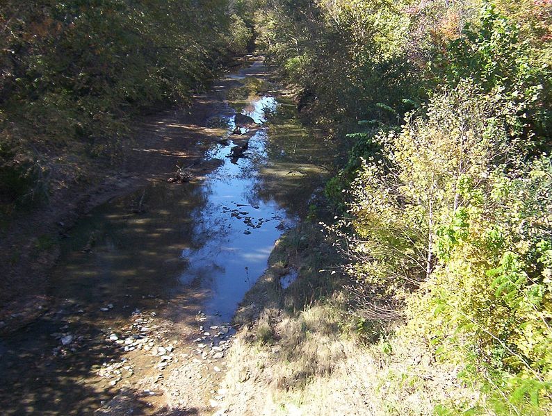 File:Nonconnah Creek Memphis.jpg