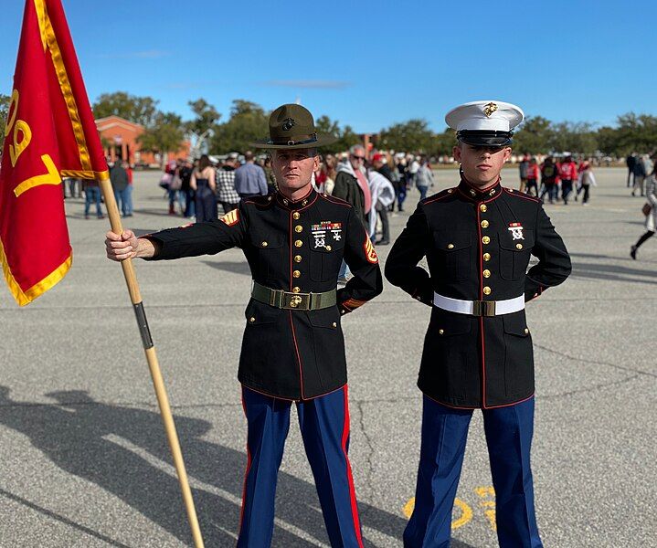 File:Parris Island Graduation.jpg