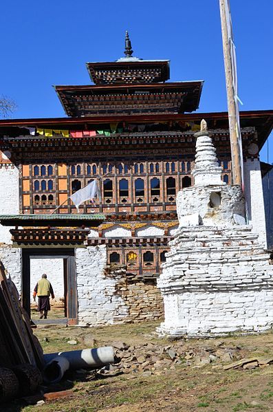 File:Sumthrang Lhakhang.jpg