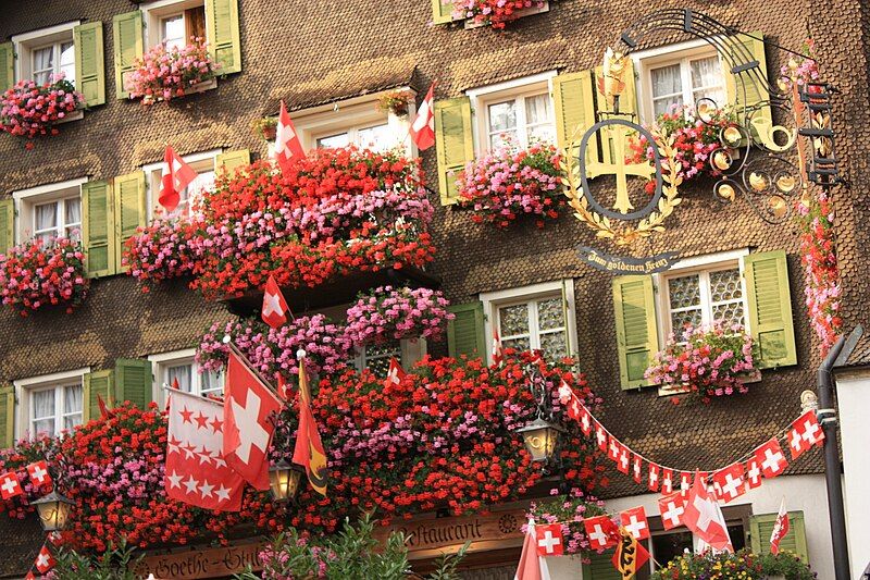 File:Balcon Fleuri Münster.JPG