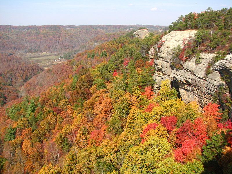 File:Courthouse Rock Kentucky.jpg