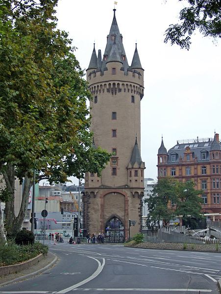 File:Eschenheimer-turm-ffm001.jpg