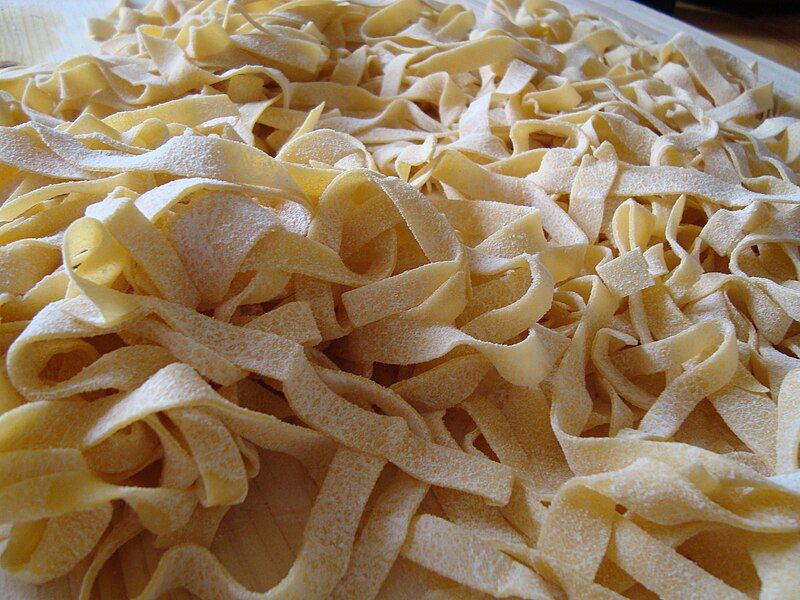 File:Fettucine1.JPG