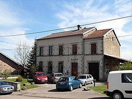 The town hall in Mont-lès-Lamarche