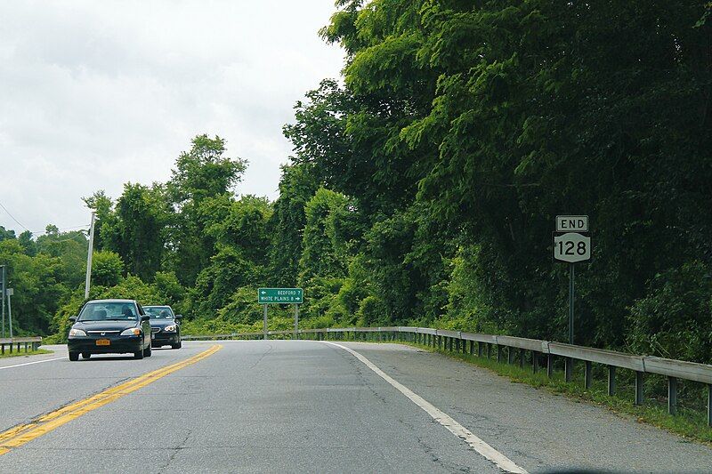 File:NY128endSign-Armonk (31305967930).jpg