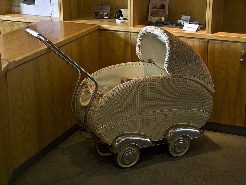 File:Baby pram.jpg