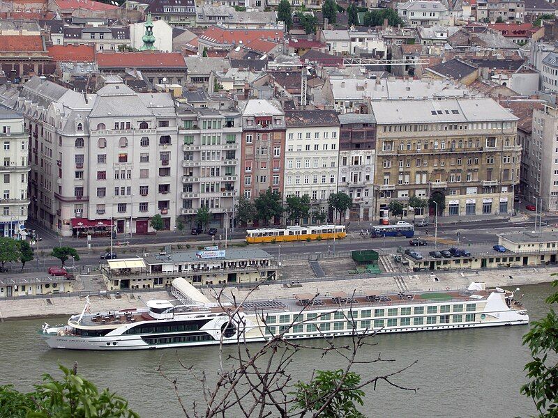 File:BudapestDSCN3917.JPG