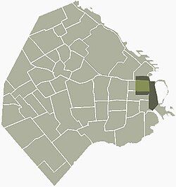 Location of the CBD (light and dark green) and the Microcenter (light green) within Buenos Aires.