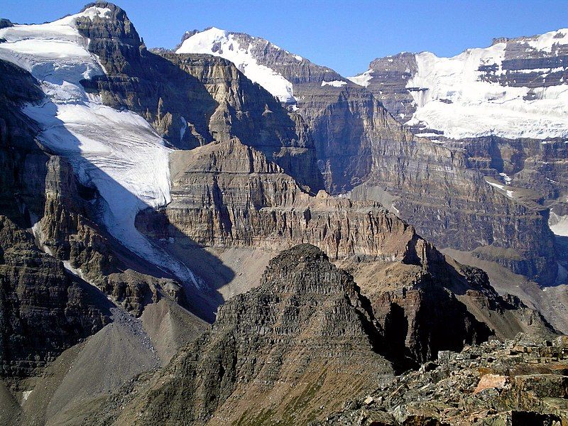 File:Canadian Rockies, Banff.jpg